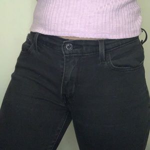 Levi’s Black Low-Rise Super Skinny Jeans